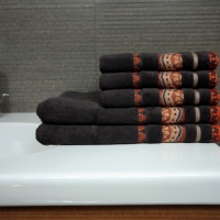 Ręcznik Aztec brązowy