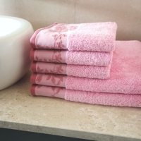 Ręcznik Oliwia różowy